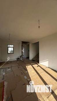 Дом 130м&sup2;, 2-этажный, участок 6 сот.  