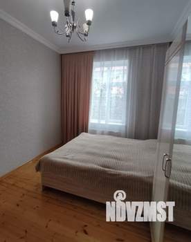 Дом 180м², 2-этажный, участок 5 сот.  