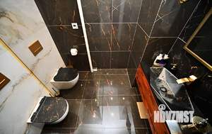 Коттедж 350м², 2-этажный, участок 20 сот.  