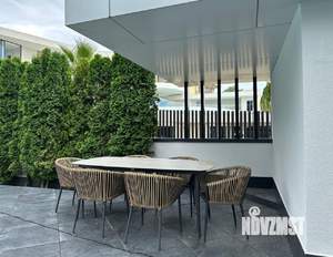 Дом 845м², 3-этажный, участок 10 сот.  