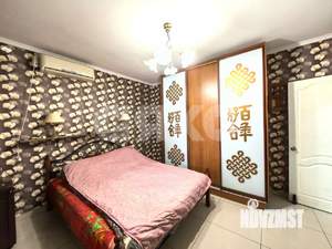 Дом 220м², 2-этажный, участок 3 сот.  