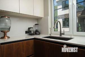 Таунхаус 200м², 3-этажный, участок 2 сот.  