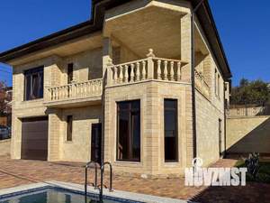 Дом 220м², 2-этажный, участок 4 сот.  