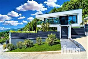 Дом 270м&sup2;, 2-этажный, участок 8 сот.  