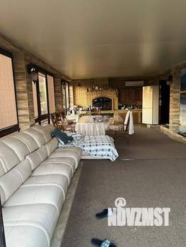 Дом 350м&sup2;, 3-этажный, участок 20 сот.  