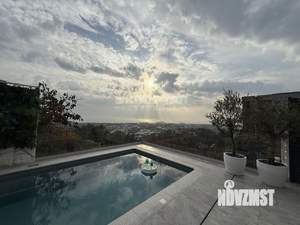 Дом 247м², 2-этажный, участок 4 сот.  