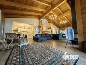 Дом 300м², 2-этажный, участок 8 сот.  