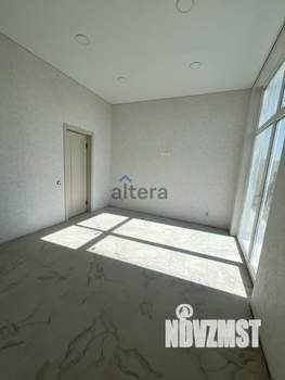 Коттедж 300м², 2-этажный, участок 6 сот.  