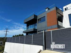 Коттедж 215м², 2-этажный, участок 4 сот.  