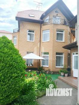 Коттедж 550м², 3-этажный, участок 5 сот.  