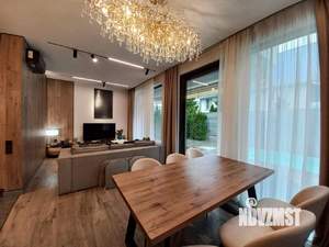 Дом 141м², 3-этажный, участок 3 сот.  