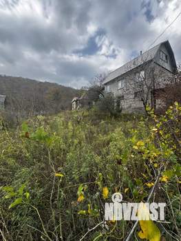 Дом 144м&sup2;, 3-этажный, участок 6 сот.  