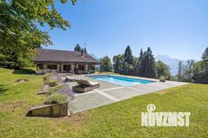 Дом 130м², 2-этажный, участок 5 сот.  