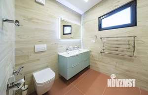 Дом 290м², 3-этажный, участок 10 сот.  