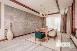 Дом 260м², 2-этажный, участок 7 сот.  