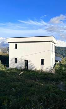 Дом 160м², 2-этажный, участок 3 сот.  