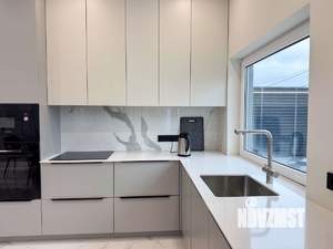 Дом 230м², 3-этажный, участок 3 сот.  