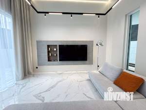 Дом 230м², 3-этажный, участок 3 сот.  