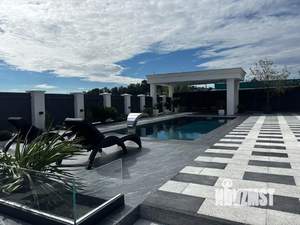 Дом 289м², 2-этажный, участок 289 сот.  