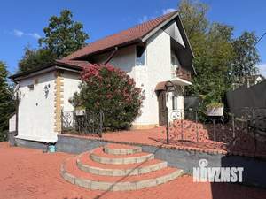 Дом 99м², 2-этажный, участок 6 сот.  