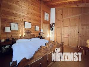 Коттедж 180м&sup2;, 2-этажный, участок 6 сот.  