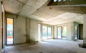 Дом 270м², 3-этажный, участок 5 сот.  
