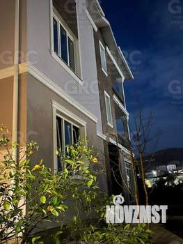 Дом 273м&sup2;, 3-этажный, участок 7 сот.  