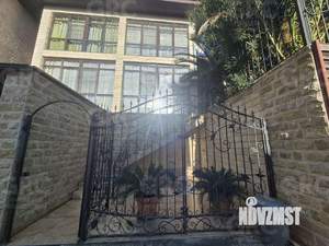 Дом 170м&sup2;, 2-этажный, участок 4 сот.  