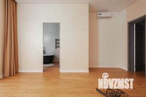 Дом 320м², 2-этажный, участок 9 сот.  