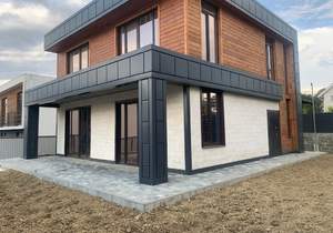 Дом 160м², 2-этажный, участок 4 сот.  