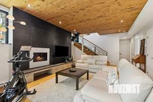 Дом 300м², 2-этажный, участок 7 сот.  