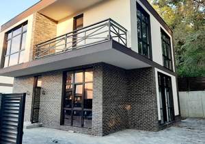 Дом 140м², 2-этажный, участок 3 сот.  