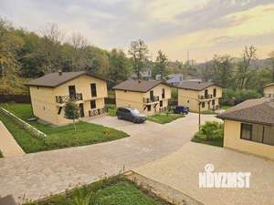 Коттедж 180м², 2-этажный, участок 5 сот.  