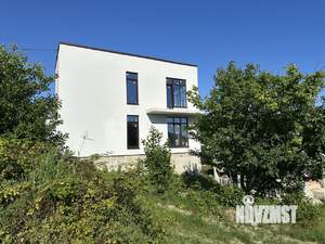 Коттедж 186м², 2-этажный, участок 6 сот.  