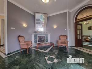 Дом 550м², 4-этажный, участок 20 сот.  