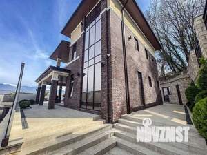 Дом 235м², 2-этажный, участок 4 сот.  