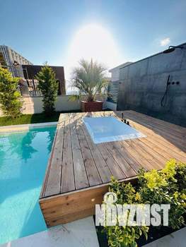 Дом 300м&sup2;, 2-этажный, участок 5 сот.  