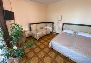 Дом 247м&sup2;, 3-этажный, участок 6 сот.  