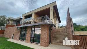 Дом 300м&sup2;, 2-этажный, участок 7 сот.  