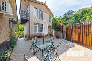 Дом 130м², 2-этажный, участок 5 сот.  