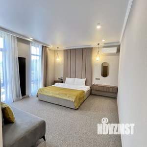 Дом 270м², 2-этажный, участок 7 сот.  