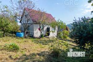 Дом 60м&sup2;, 2-этажный, участок 5 сот.  