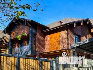 Дом 295м&sup2;, 2-этажный, участок 6 сот.  