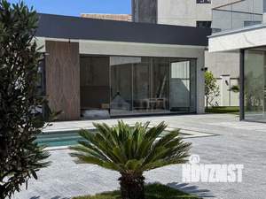 Дом 350м², 3-этажный, участок 8 сот.  