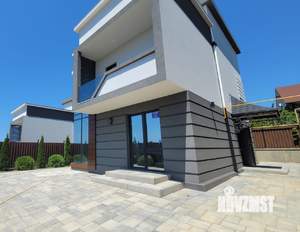 Дом 200м², 2-этажный, участок 6 сот.  