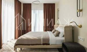 Дом 750м², 3-этажный, участок 15 сот.  