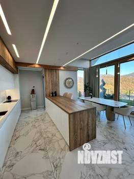 Дом 120м², 2-этажный, участок 8 сот.  