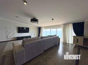 Дом 265м², 2-этажный, участок 4 сот.  