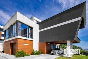 Дом 300м², 2-этажный, участок 10 сот.  