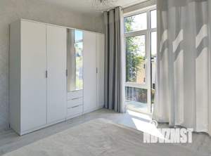 Дом 220м², 2-этажный, участок 5 сот.  